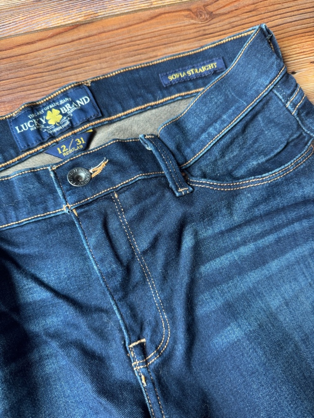 Lucky Brand Women’s Straight Leg Jeans in Indigo - Picture 5 of 7